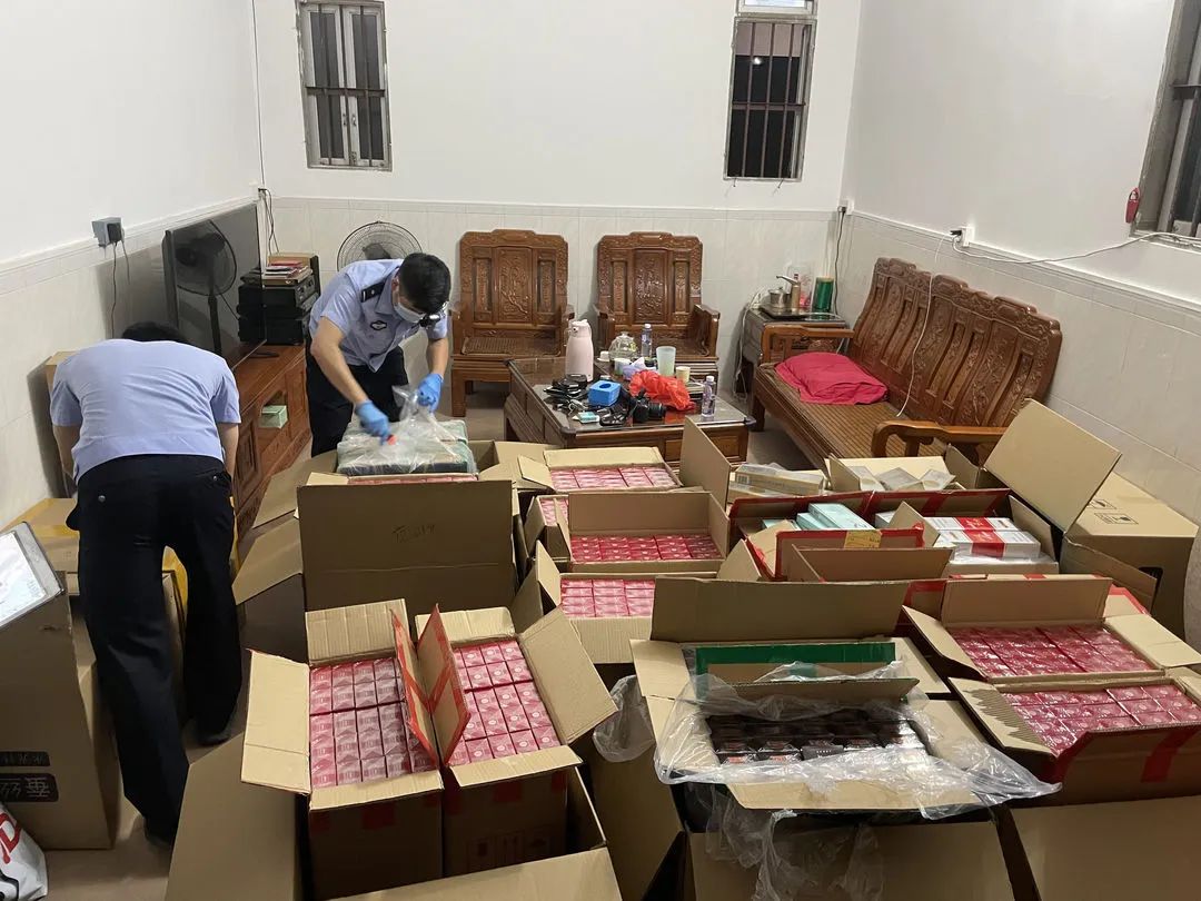 汕尾警方在陸豐東海查獲假煙窩點(diǎn)