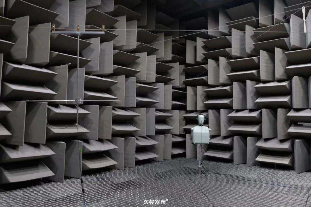 東莞漫步者工廠內(nèi)的聲學(xué)實(shí)驗(yàn)室
