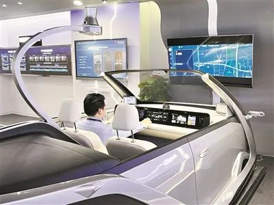 ①聯(lián)友科技是汽車全價值鏈數(shù)智化服務商，聚焦智能制造、數(shù)字營銷等核心業(yè)務。（資料圖片）廣州日報全媒體記者邱偉榮 攝