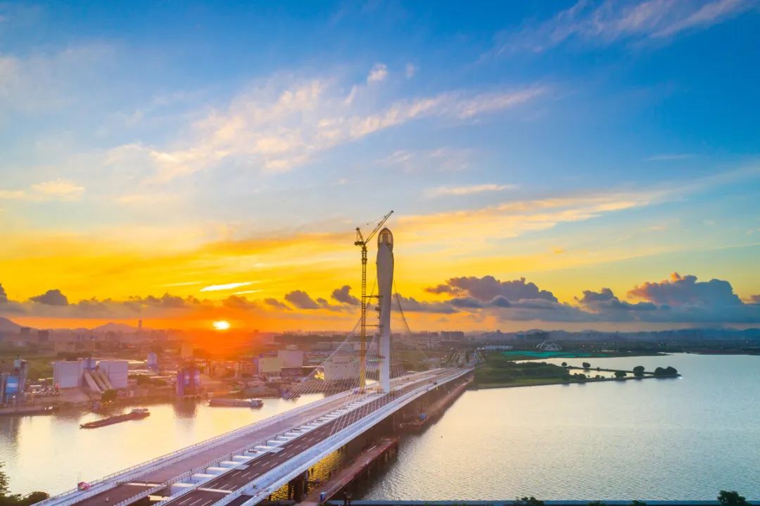 東莞濱海灣大橋