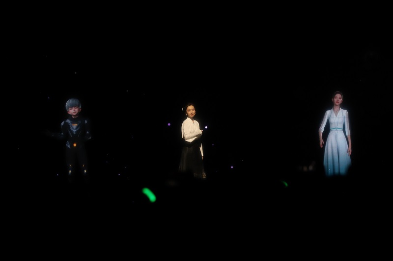 開場節(jié)目《彩云之南》。圖片來源：人民視頻